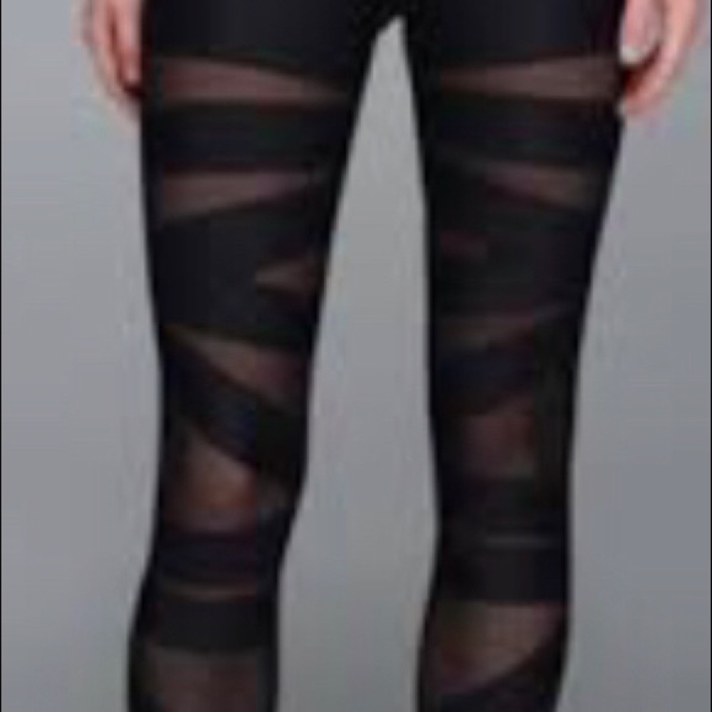 Lulu lemon black cross mesh pants